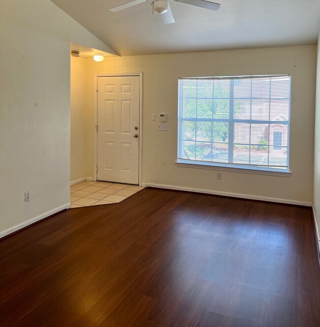 Photo - 8981 Lee Vista Blvd Townhome