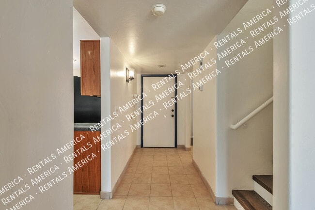 Building Photo - 5675 N Camino Esplendora