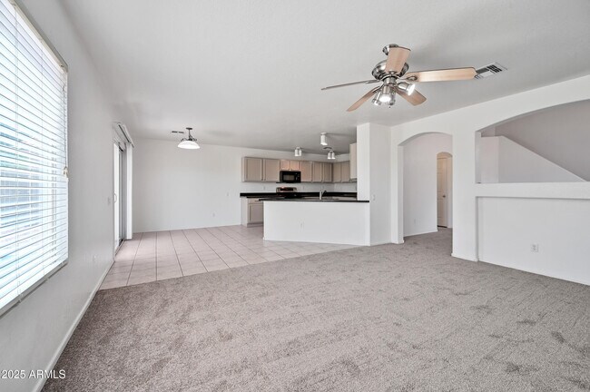 Foto del edificio - 13011 W Monterey Way