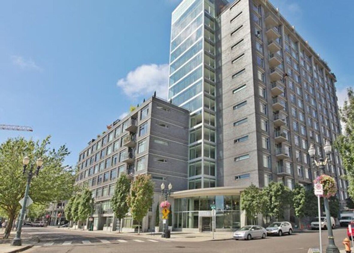 Primary Photo - MOVE-IN SPECIAL 1b/1ba in The Pearl at The...