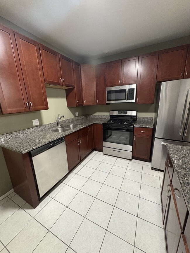Foto del edificio - 2743 N Hampden Ct