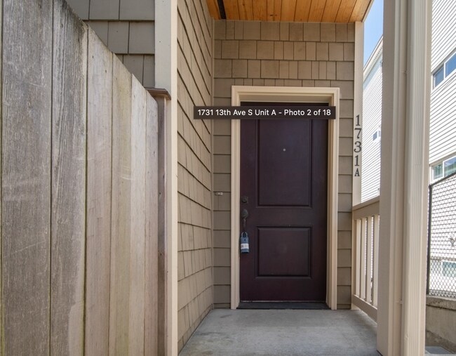Foto del edificio - 1731-1713 13th Ave S
