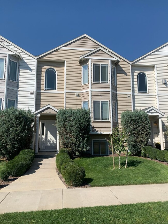 Building Photo - 4904 Rd 76