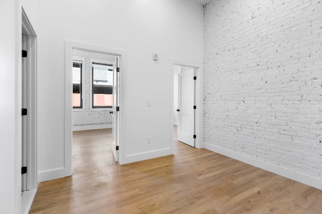 Foto del edificio - 101 Richmond St