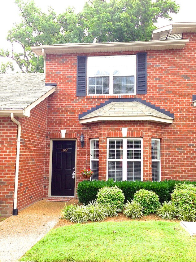 1307 Cashmere Dr Unit 1307 Cashmere Dr, Thompson's Station, TN 37179