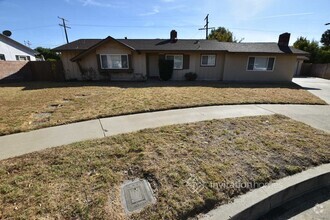 Building Photo - 16308 Bermuda St