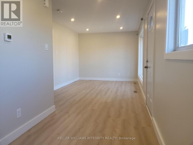 Building Photo - 1056 Harkness Ave