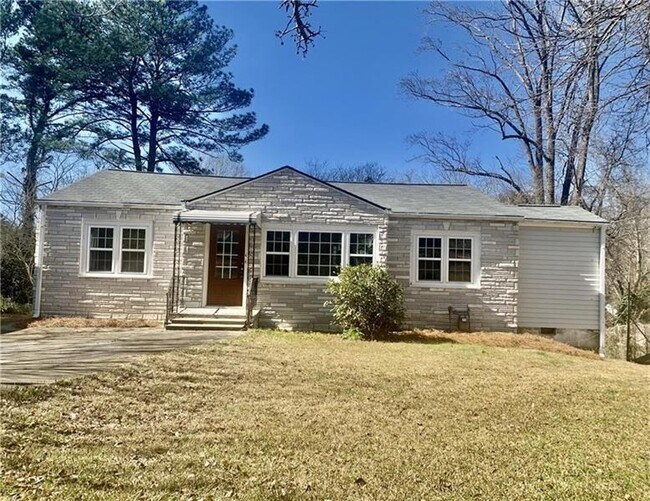 1086 Briar Vista Terrace NE, Atlanta, GA 30324 House Rental in