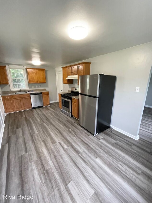 Primary Photo - 2 br, 1 bath House - 160 Collins Drive