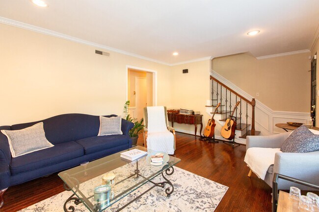 Foto del edificio - 3504 Colony Rd