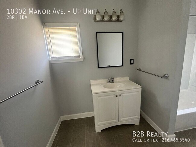 Building Photo - 10302 Manor Ave