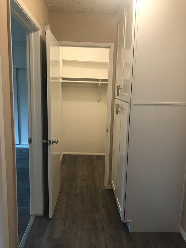 Foto del edificio - 1126 E Doran St