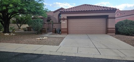 Building Photo - 9981 N Bighorn Butte Dr