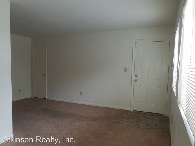 Building Photo - 3511 Sewells Point Rd