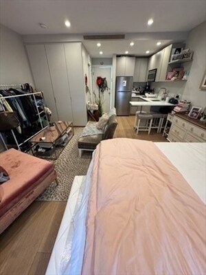 Foto del edificio - 233 Newbury St