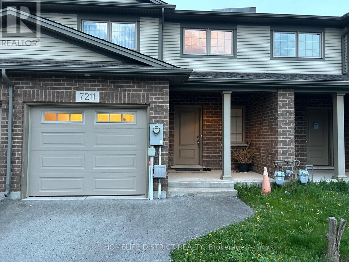 Photo principale - 7211 Stacey Dr