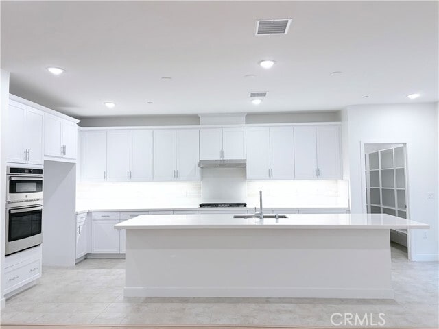 Foto del edificio - 26832 Hadley Ave