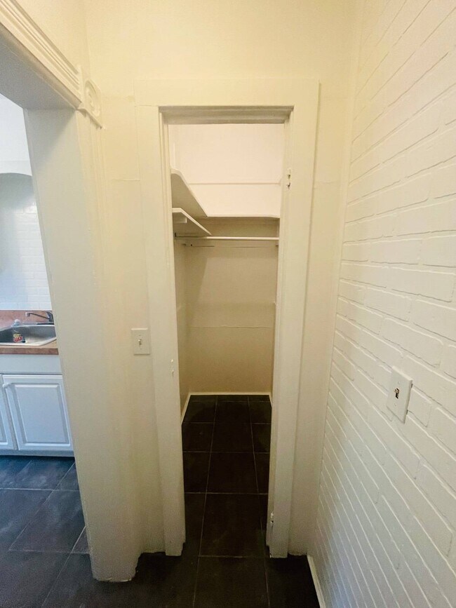 Foto del edificio - 420 Littleworth Ln