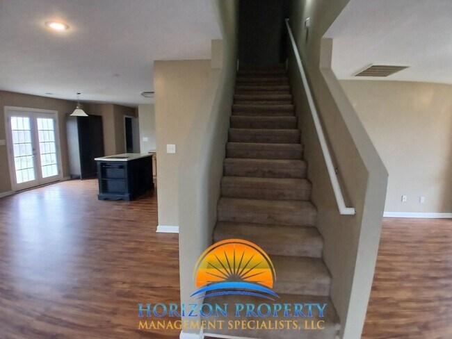 Foto del edificio - 15355 Tyler Mill Dr