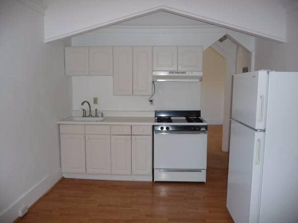 Foto del edificio - 218 N Craig St