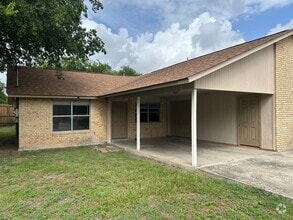 Building Photo - 1324 S Mesquite Ave