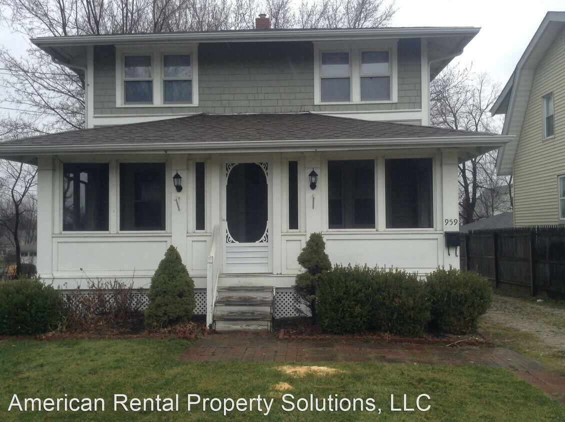 Primary Photo - 959 Davies Ave