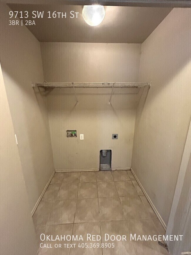 Foto del edificio - 9713 SW 16th St