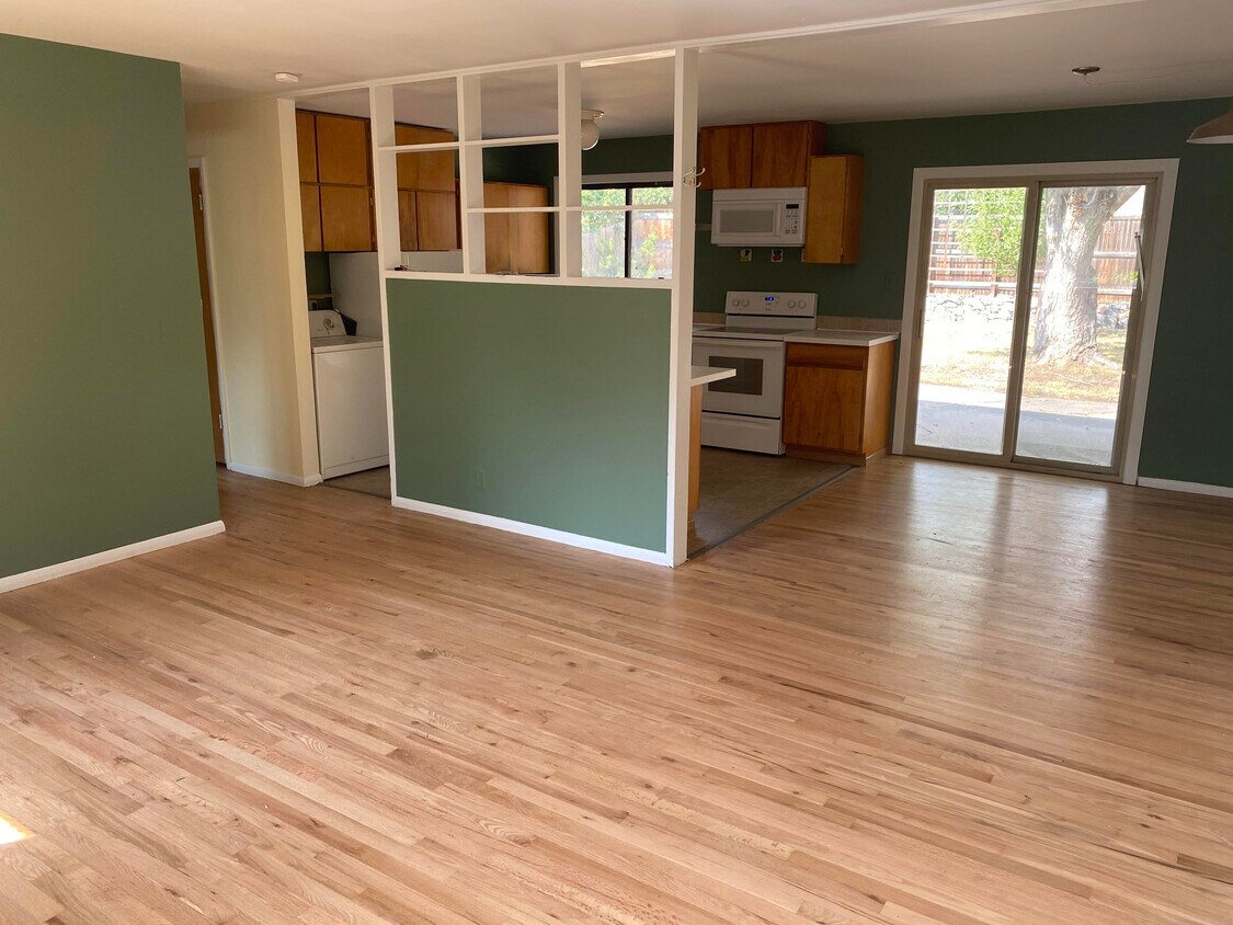 Open Floor plan - 45 S 32nd St