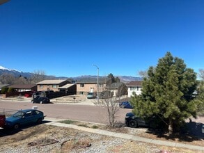 Building Photo - 3533 Verde Dr