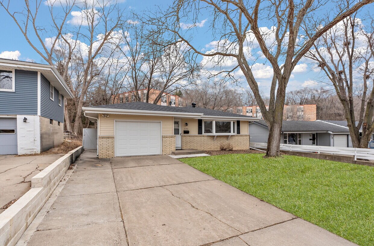 Street View - 3146 Grimes Ave N