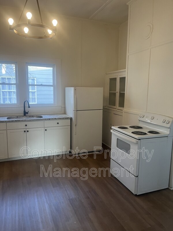 Foto del edificio - 1520 Avenue G