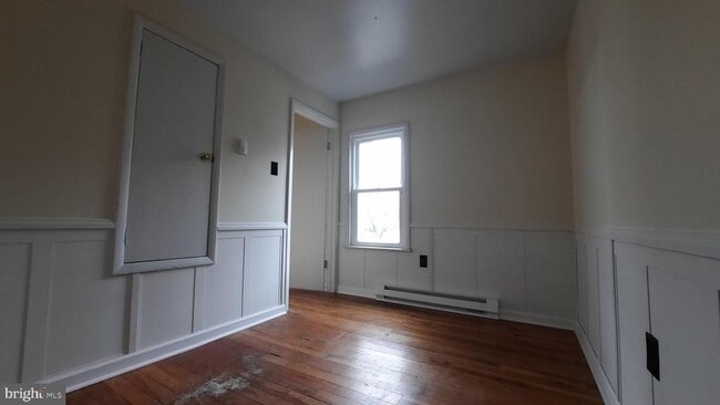 Building Photo - 203 Cloud St