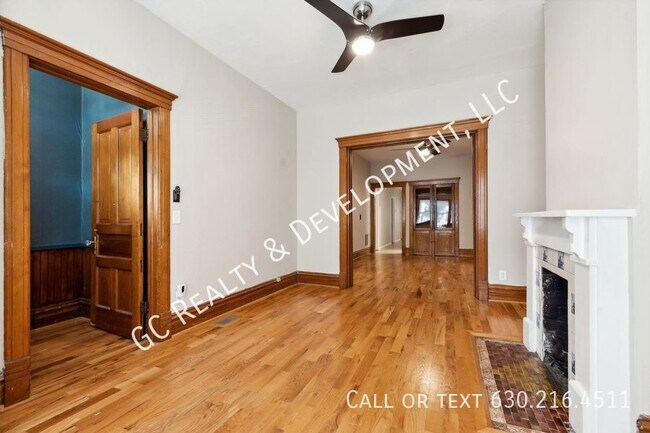 Building Photo - ***WRIGLEYVILLE LOCATION / FULLY UPDATED /...