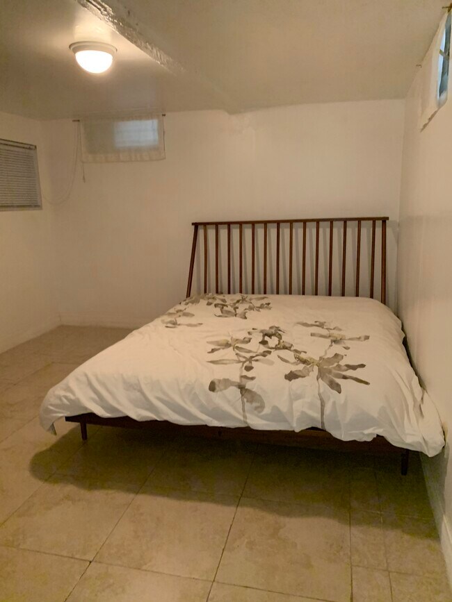 Bedroom, and closet - 968 Mayo St