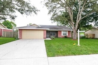 Building Photo - 7840 Arms Dr