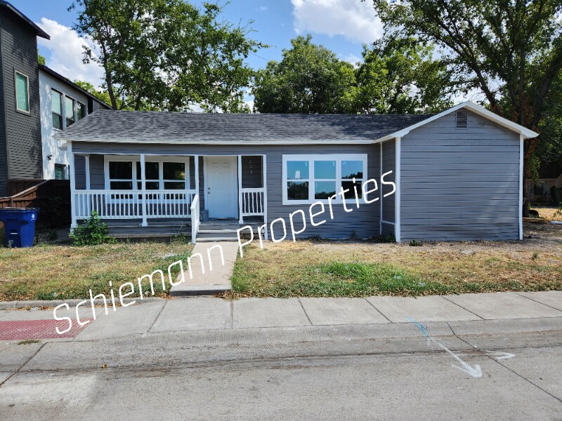 Foto principal - 202 N Getzendaner St
