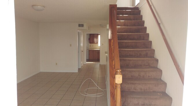 Foto del edificio - 113 Oak Ridge Ave