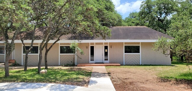 Foto del edificio - 114 Donella Dr