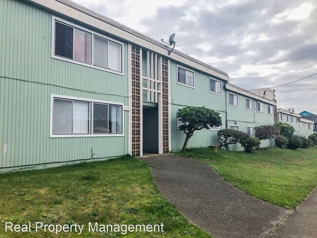 Building Photo - 230 E Wabash Ave