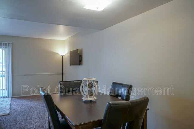 Foto del edificio - 1513 Oxford Pl