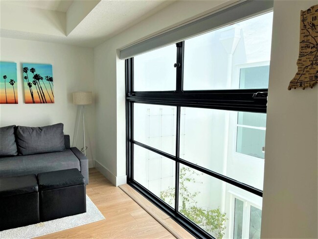 Foto del edificio - 920 NE 16th Terrace