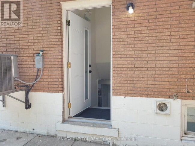 Building Photo - 22 Bilardi Ct