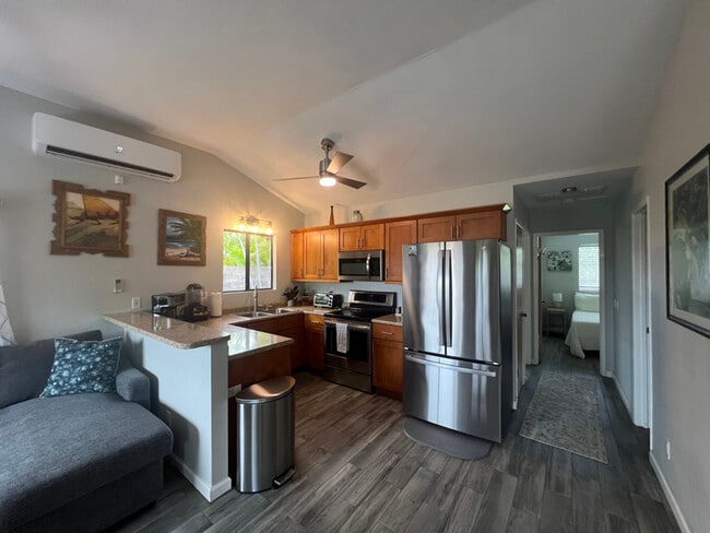 Building Photo - 591 Kumulani Dr