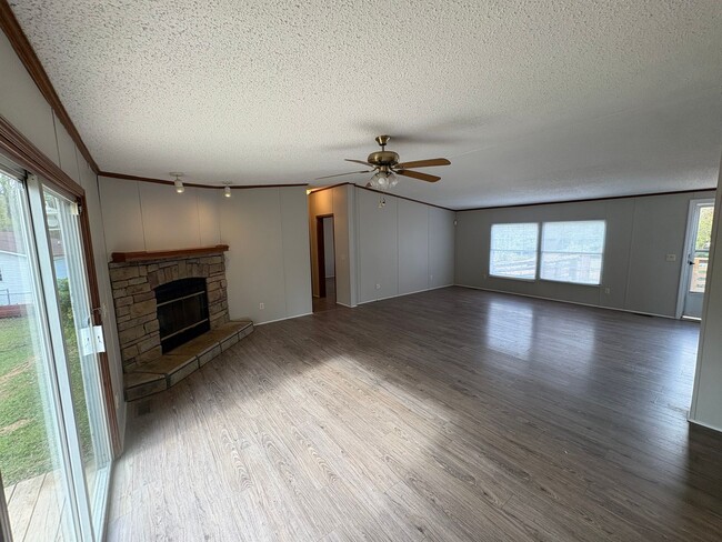 Foto del edificio - For Rent