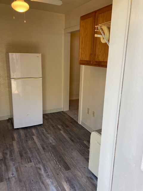 Primary Photo - 222 Eastwood Dr
