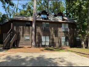 Building Photo - 2928 Woodrich Dr