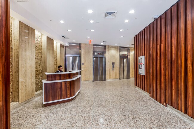 Foto del edificio - 97-45 Queens Blvd