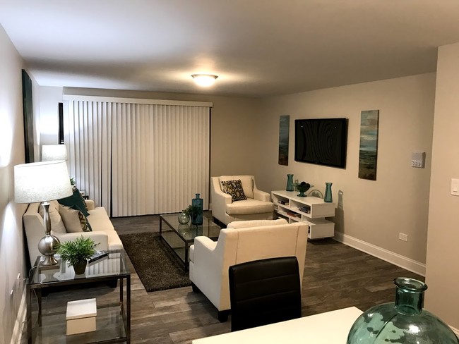 Foto del edificio - 3936 N Narragansett Ave