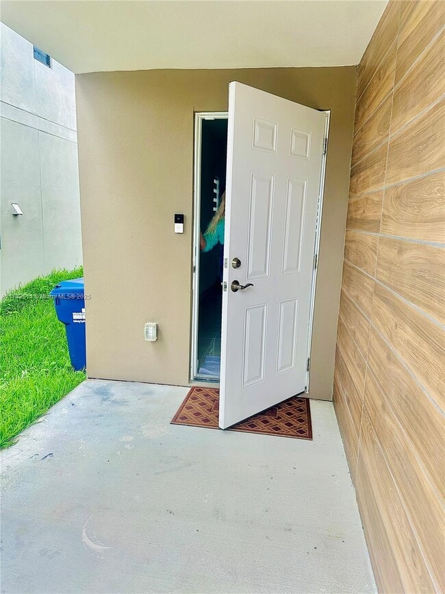 Foto del edificio - 1132 NW 1st St