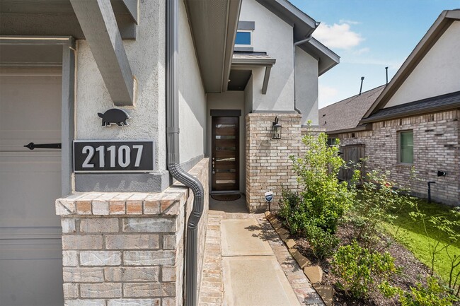Foto del edificio - 21107 Armstrong County Dr